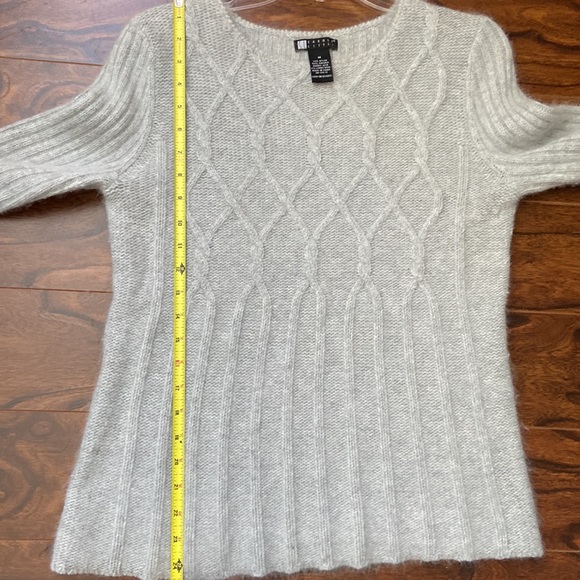 Carole Little wool blend sweater in size M - Picture 7 of 8